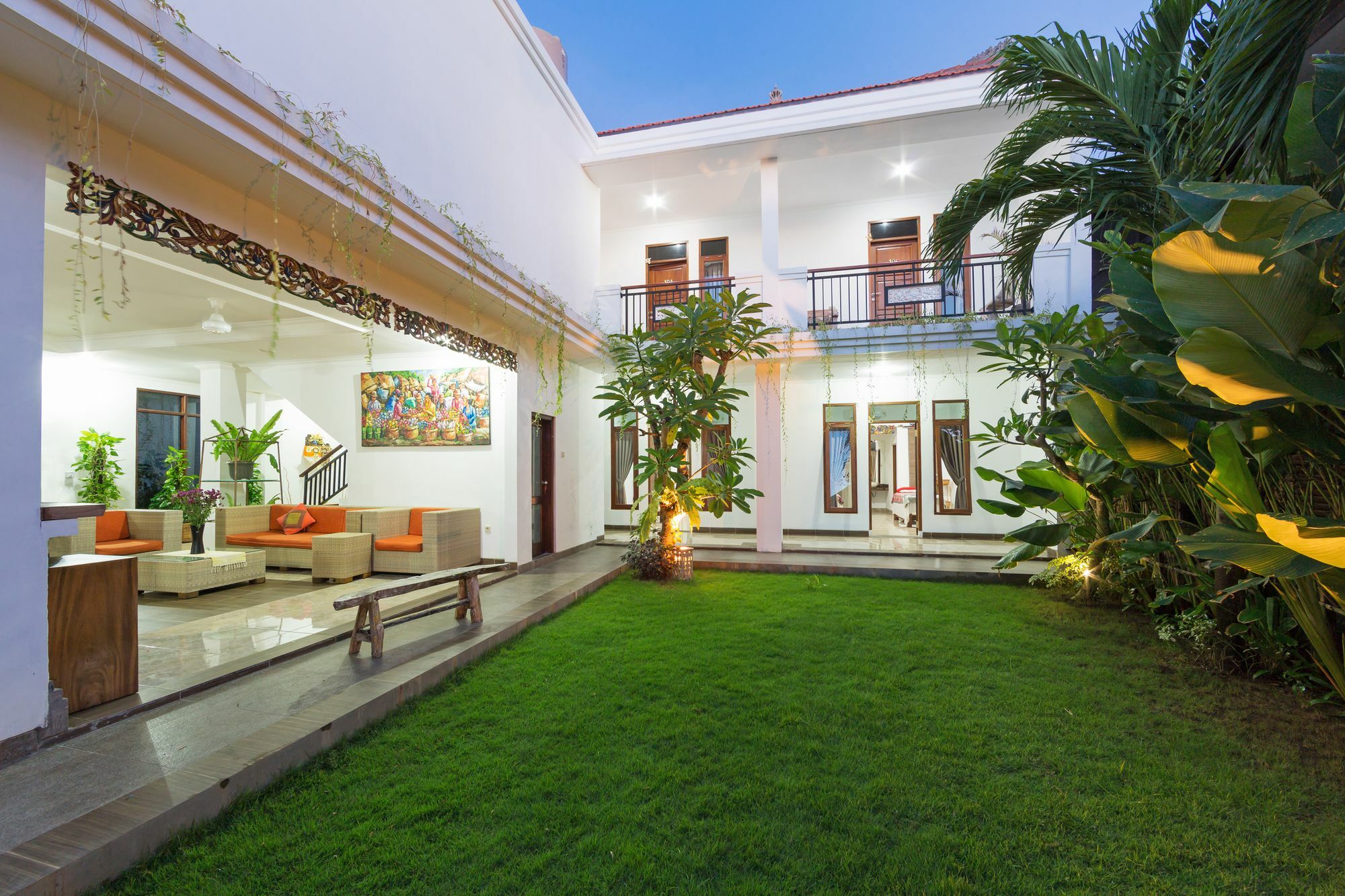 Bening House And Spa Seminyak Exterior foto